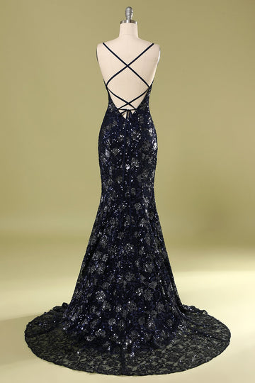 Robe de soirée bleu marine avec paillettes perlées